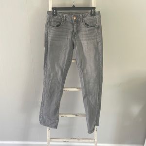 Gray American Eagle straight super stretch jeans